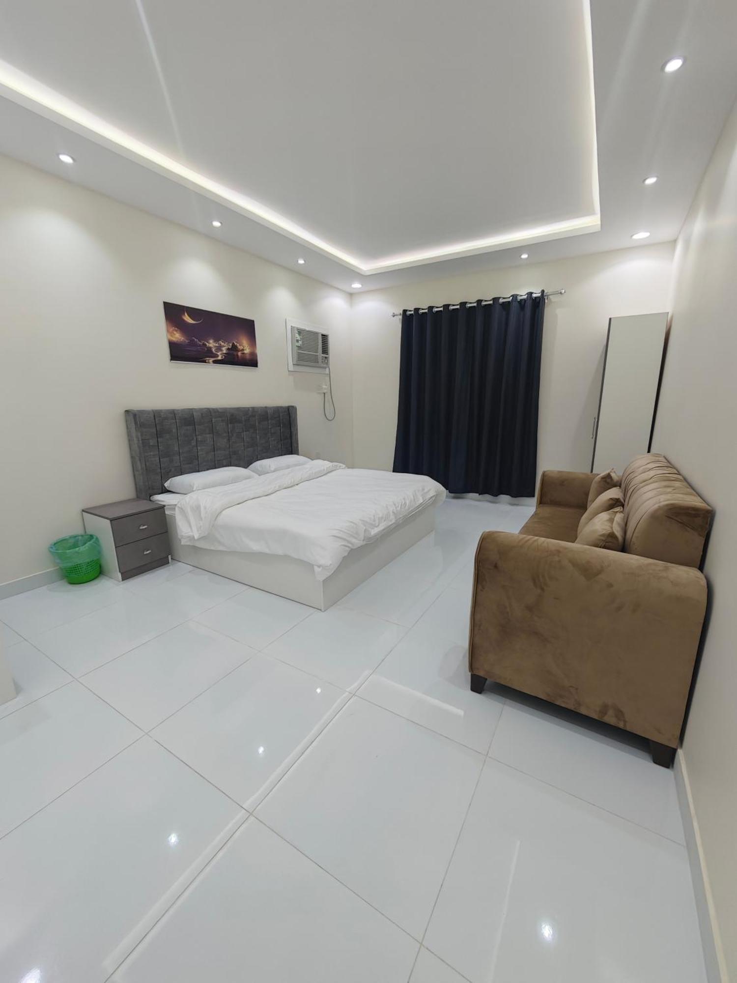 Yaqoot Al Madina Suites Al Awali Exterior photo